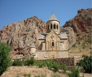 monastyrskij_kompleks_noravank